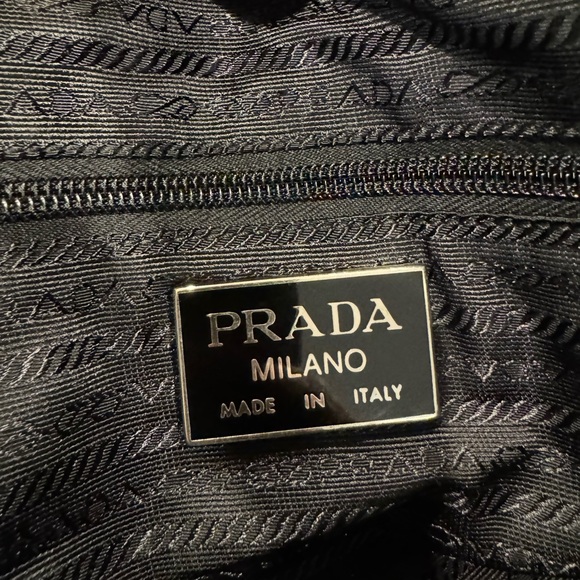 Authentic Prada Travel bag with key & lock set - Picture 12 of 15